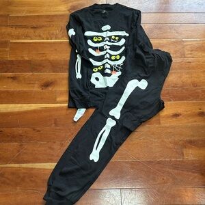 Carter's Black Skeleton Glow Pajama Set